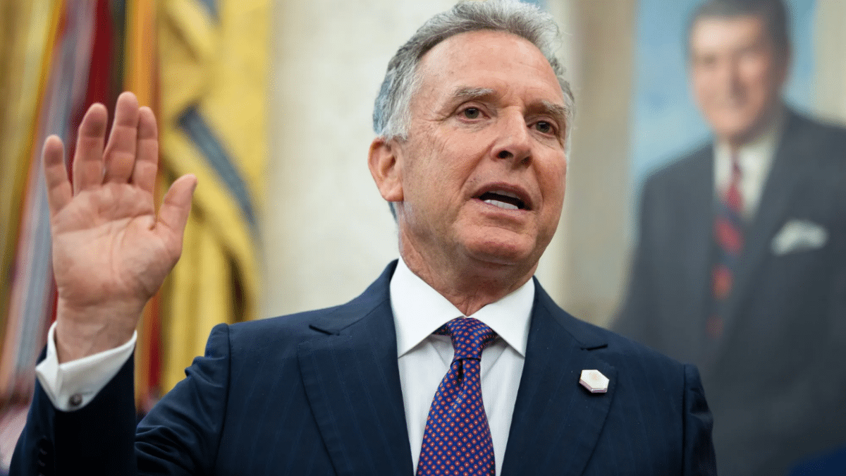 Trump Envoy Witkoff’s Income Triples to $107M From World Liberty Crypto Entity