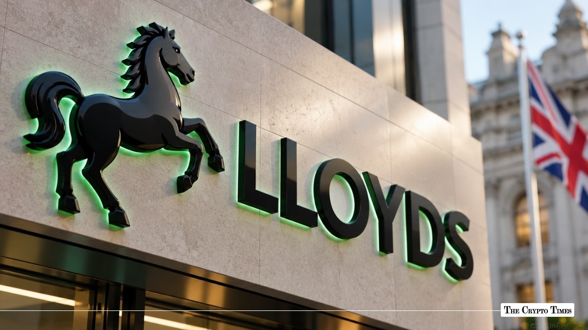 Lloyds Bank signage with black horse logo on stone facade representing UK tokenized deposit and blockchain initiatives